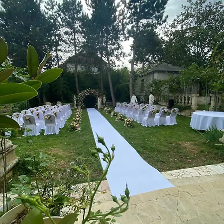 Ananda Huo Homestay