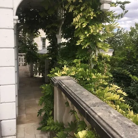 홈스테이 Ananda Huo *