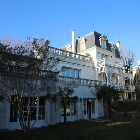 Ananda Huo Saint-Cloud